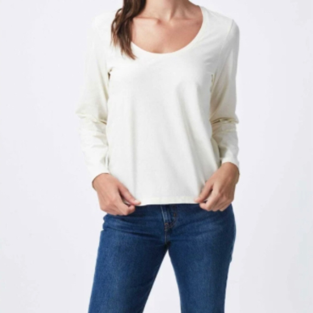 For Days Daily U-Neck LS Tee BNWT